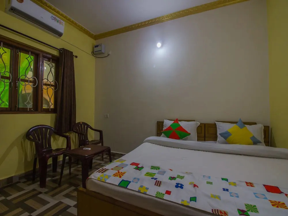 OYO 17019 Home Studio With Balcony Calangute