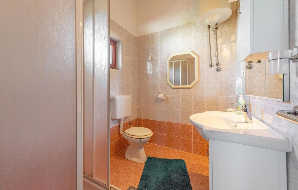 Amazing Apartment in Nin With 2 Bedrooms and Wifi