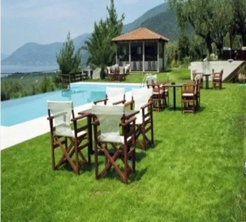 Hotel Yades