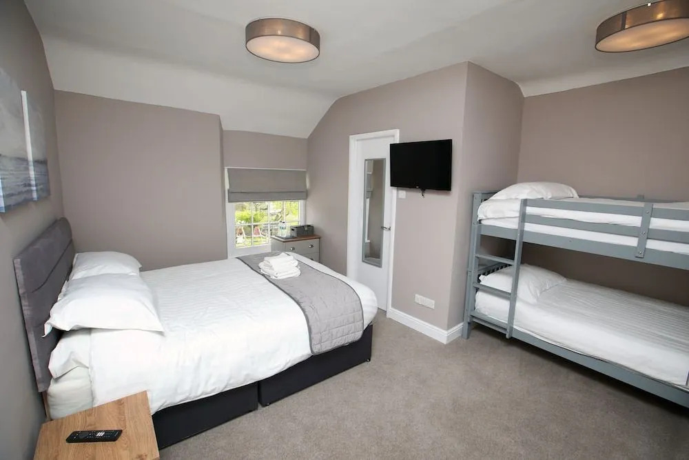 OYO Glyn Valley Hotel
