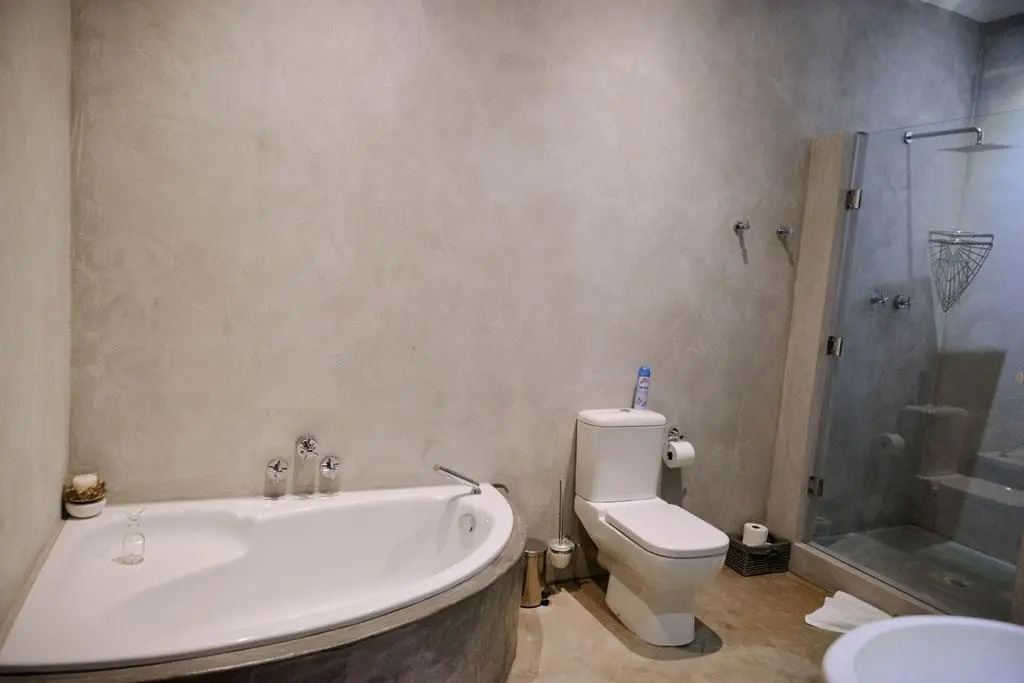 Two Fat Owls Guesthouse