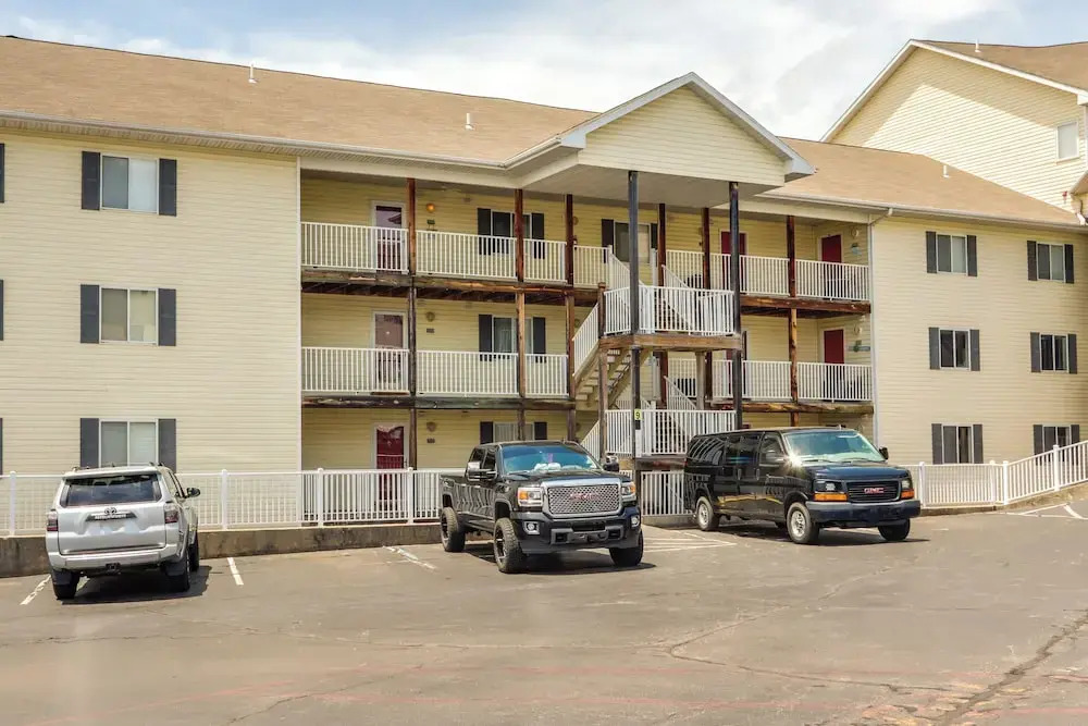 Lake Views + Pool Access: Condo in Osage Beach!