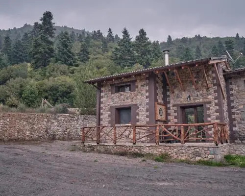 Chalet 1 Bedroom 1 Bathroom - Kalavryta