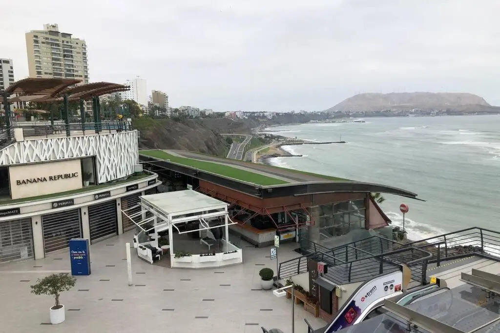 7-Departamento moderno en el área turística de Miraflores
