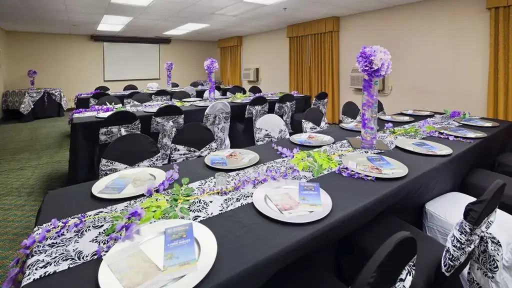 Best Western PLUS Governors Inn Richmond