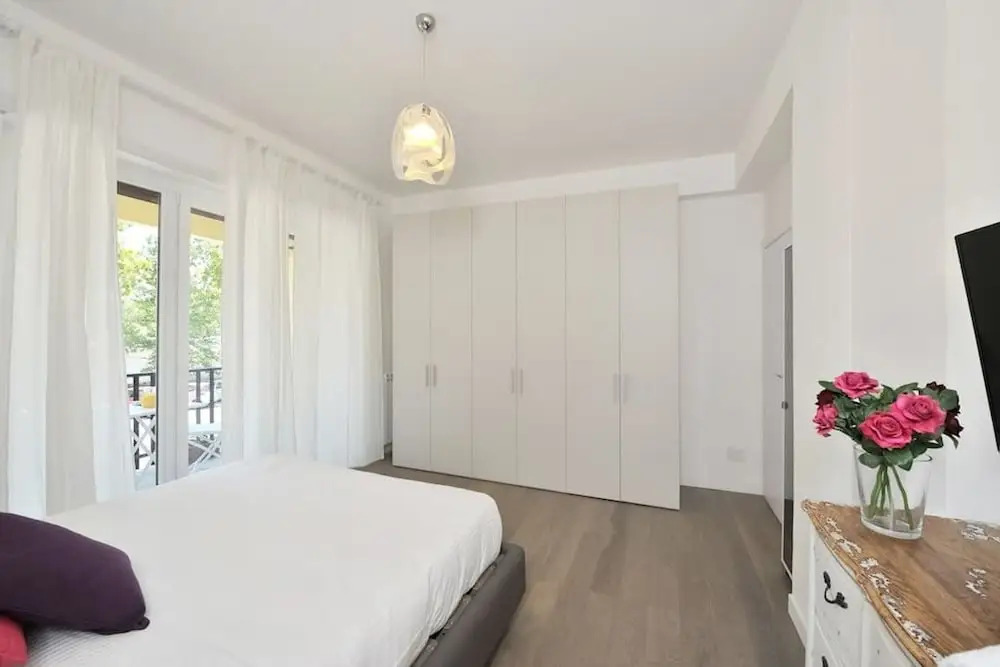 Bright and Beautiful 1 bed Flat in Lovely Area