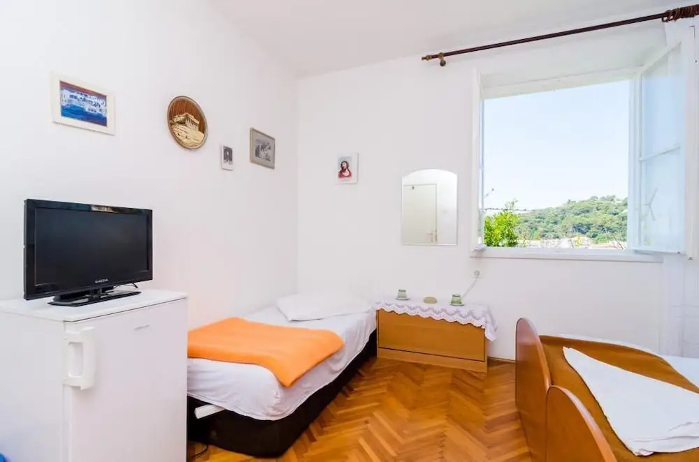 Guest House Mara