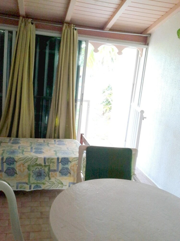 Studio in Saint-françois, With Private Pool, Terrace and Wifi - 100 m