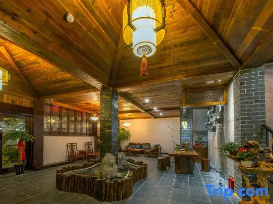 Jiangnan Deyuelou Hotel