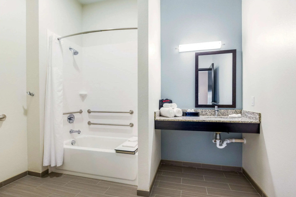 MainStay Suites Winfield-Teays Valley