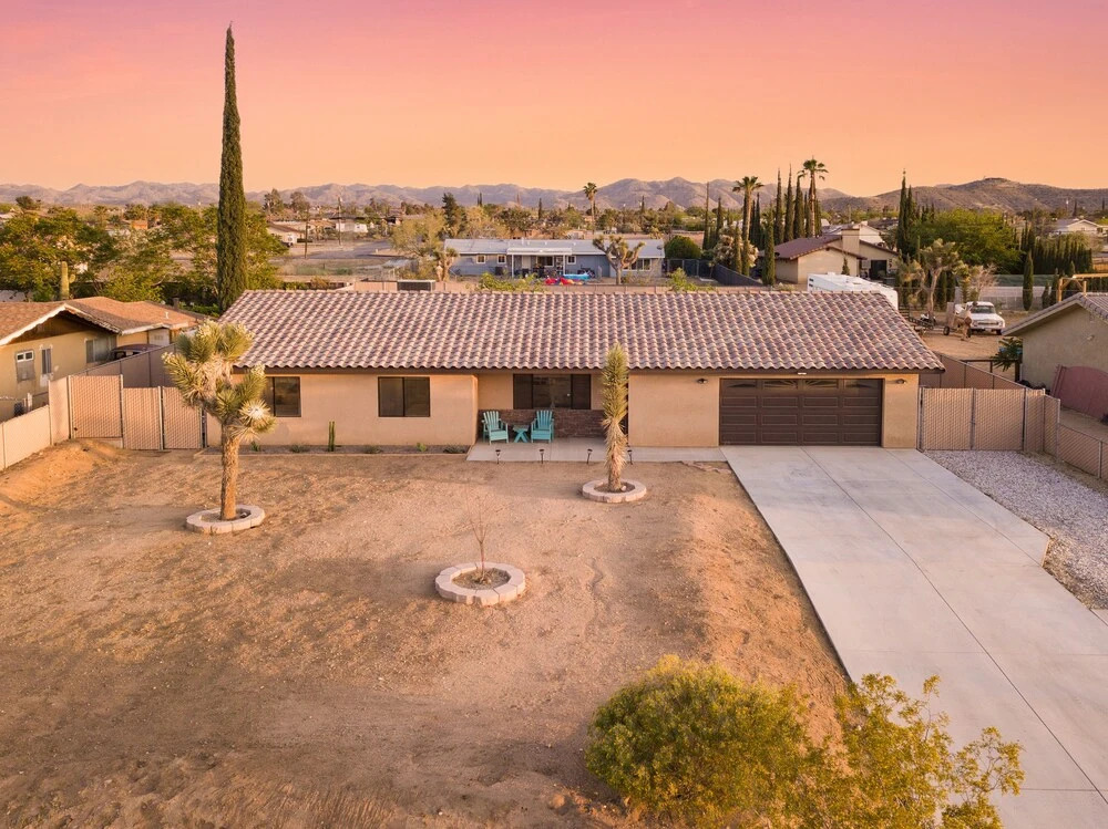Joshua Tree Landing by Avantstay - 3 BDR 2bath Home w Hot Tub