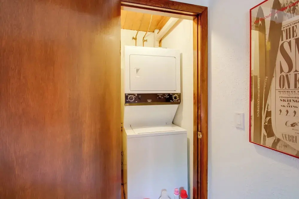Mountaintop Condo w/ Great Mt Washington View