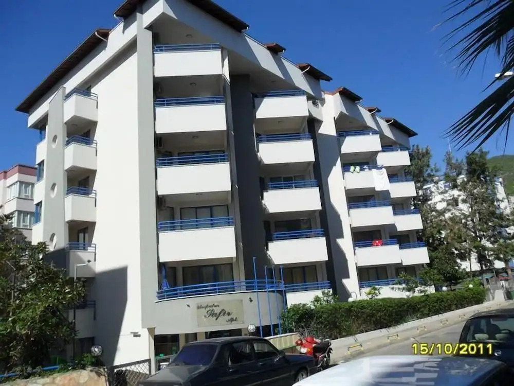 Safir Apartments
