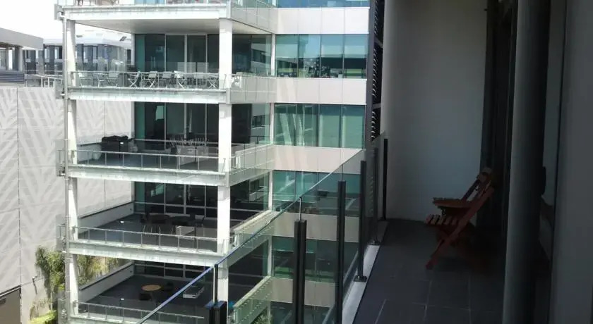 High Class Auckland City Apartment