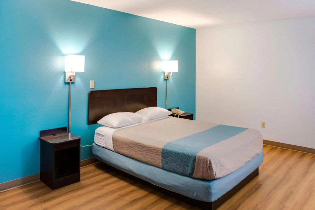 Motel 6-Richmond, IN