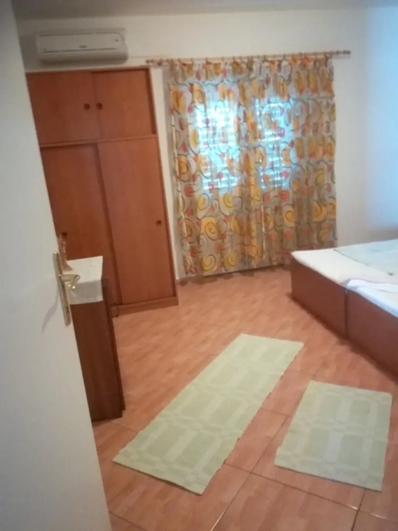 Apartment With 2 Bedrooms in Baška Voda, With Enclosed Garden and Wifi