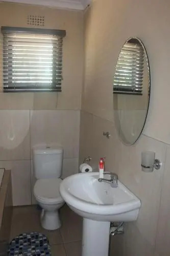 Mbopha Guest House