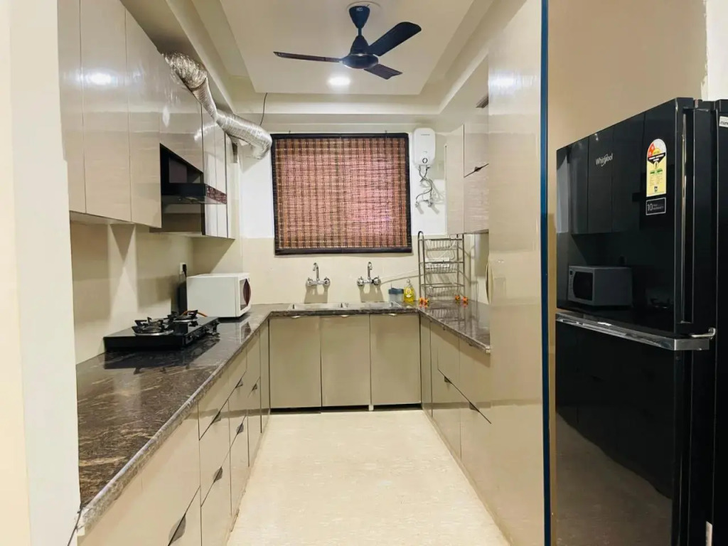 FabHotel Gurgaon 6 Sector 52