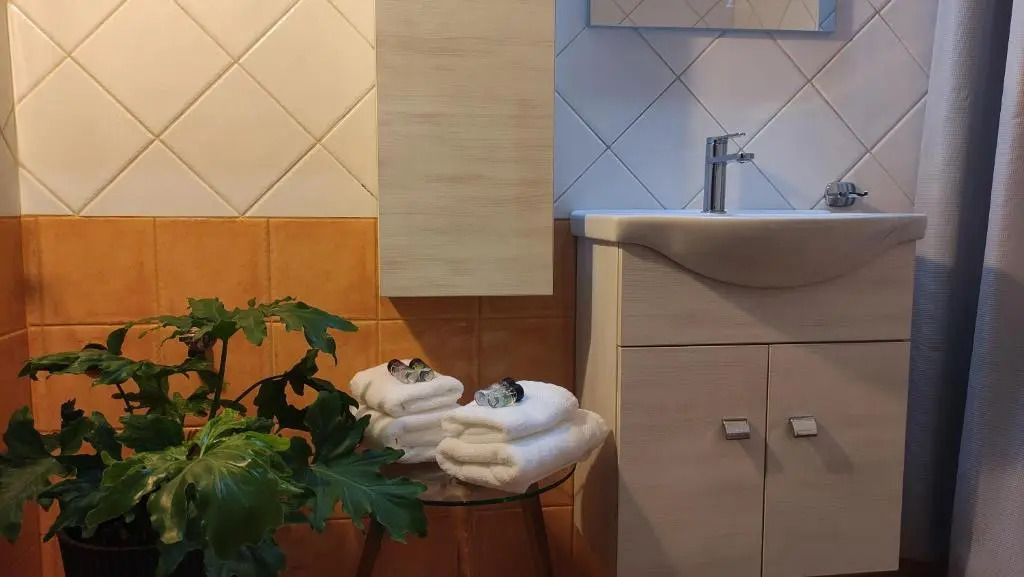OTIUM living Volos Β1 , άνετο & ήσυχο διαμέρισμα κοντά στο κέντρο με εύκολη στάθμευση αυτοκινήτου