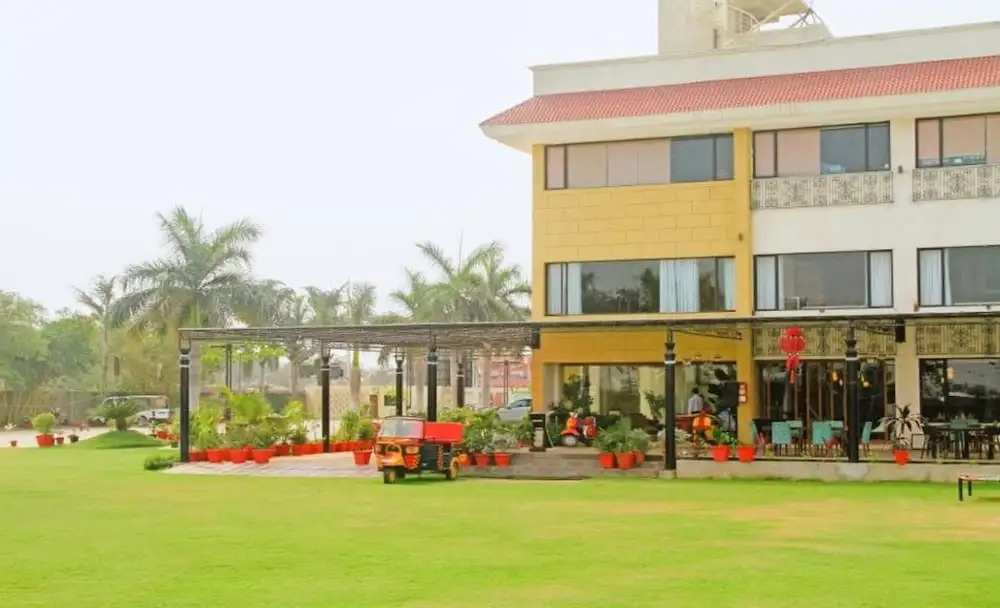 Shamrock Greens by Jardin Hotels