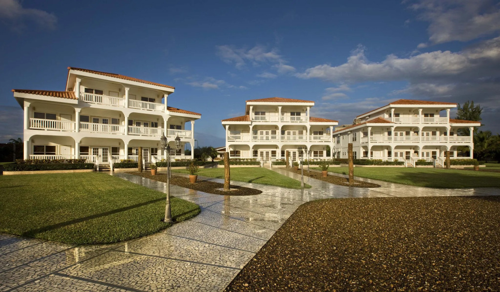 Placencia Resort