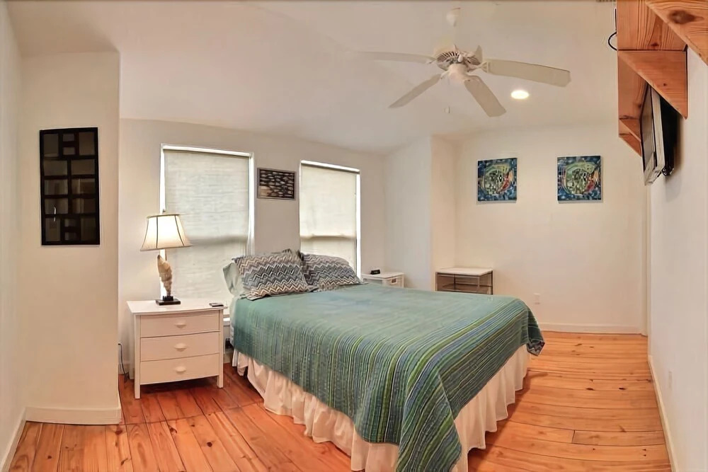 Reel Paradise - 3 Br Condo