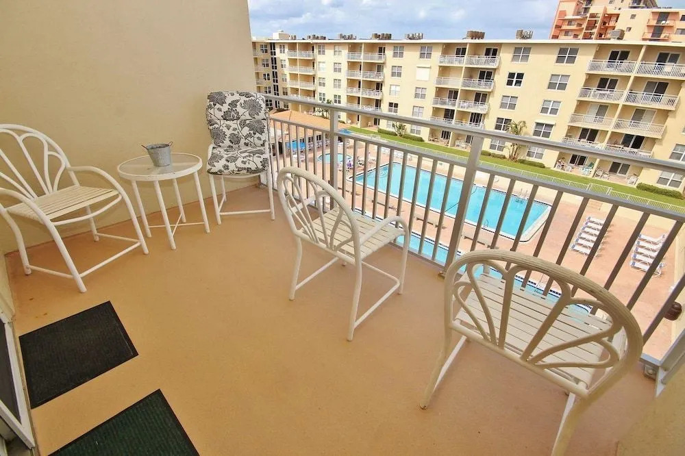Sea Coast Gardens III 507 Apartment 2