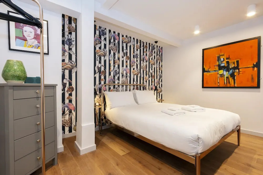 Crashpads Shoreditch Apartments - The Club Row Collection