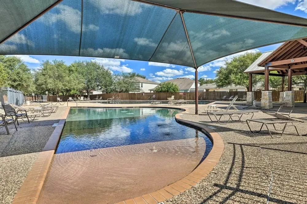 San Antonio Getaway w/ Game Room, Near Seaworld!