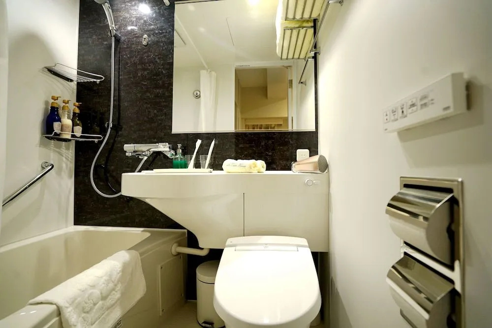 Le Tour Hotel Akihabara Ekimae 楽途ホテル秋葉原駅前店