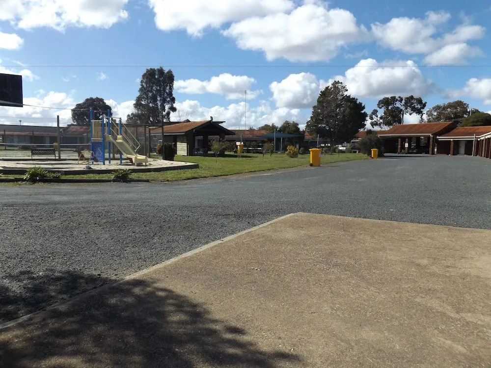 Rivergum Motel