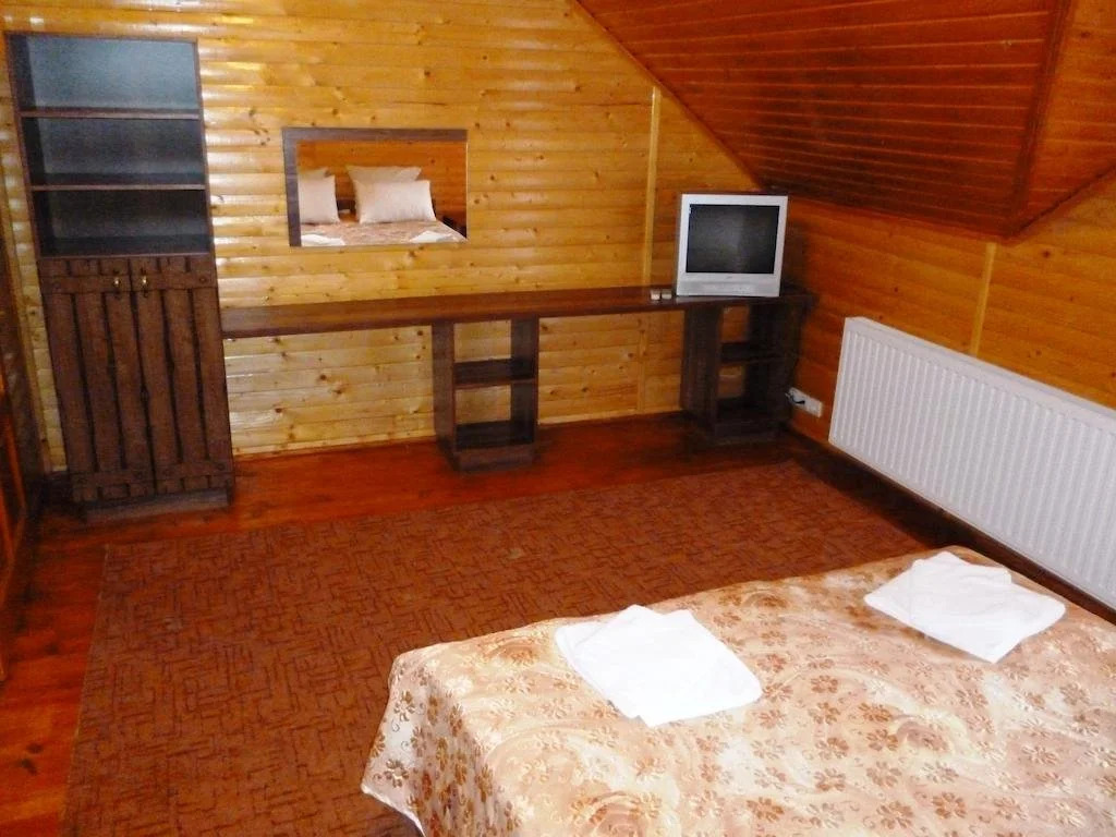 Erney Laz Hotel