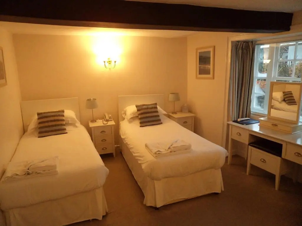 The Mariners Hotel