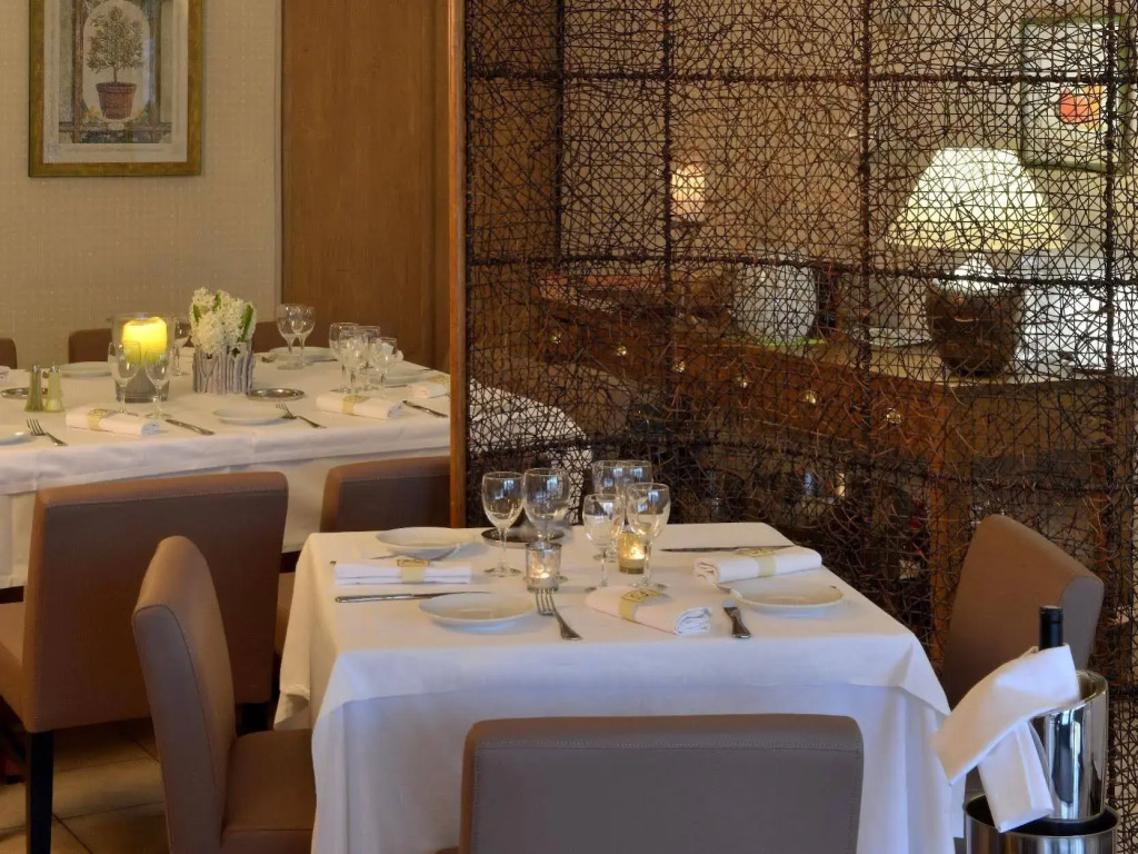 Logis Hôtel Restaurant Le Continental