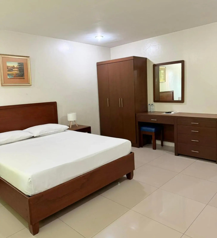 Joyce Apartelle San Juan