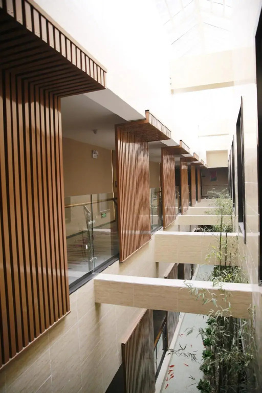 Lavande Hotel (Xi'an Fengcheng 1st Road Youth Center Metro Station Branch)