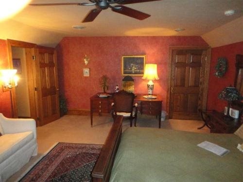 The Victorian Tudor Inn