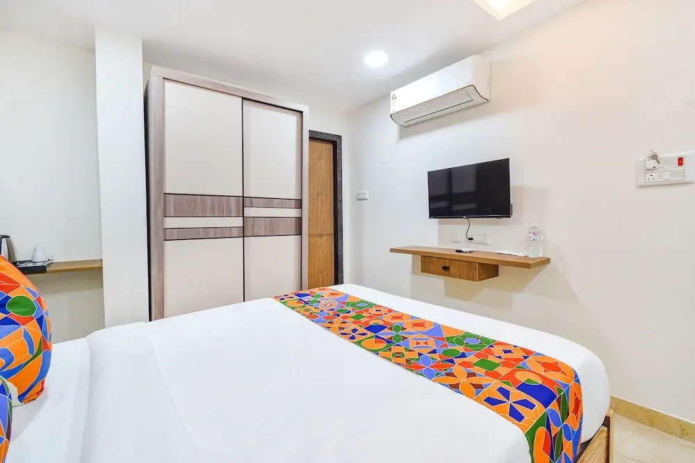 FabHotel Seri- Nr KIMS Hospital, Gachibowli