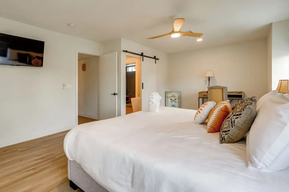 2 Mi to Dtwn: Gorgeous Gilbert Gem w/ Private Yard
