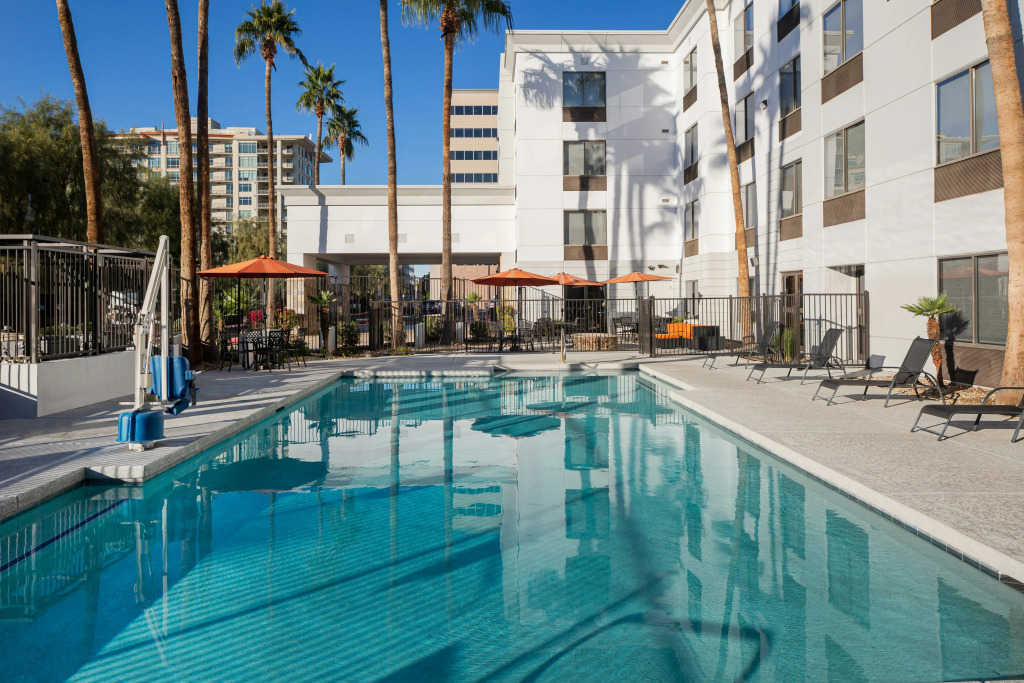 Hampton Inn Phoenix - Biltmore