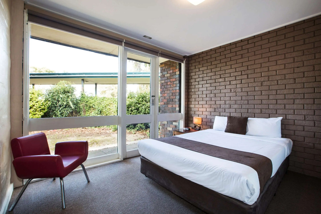 Burvale Hotel
