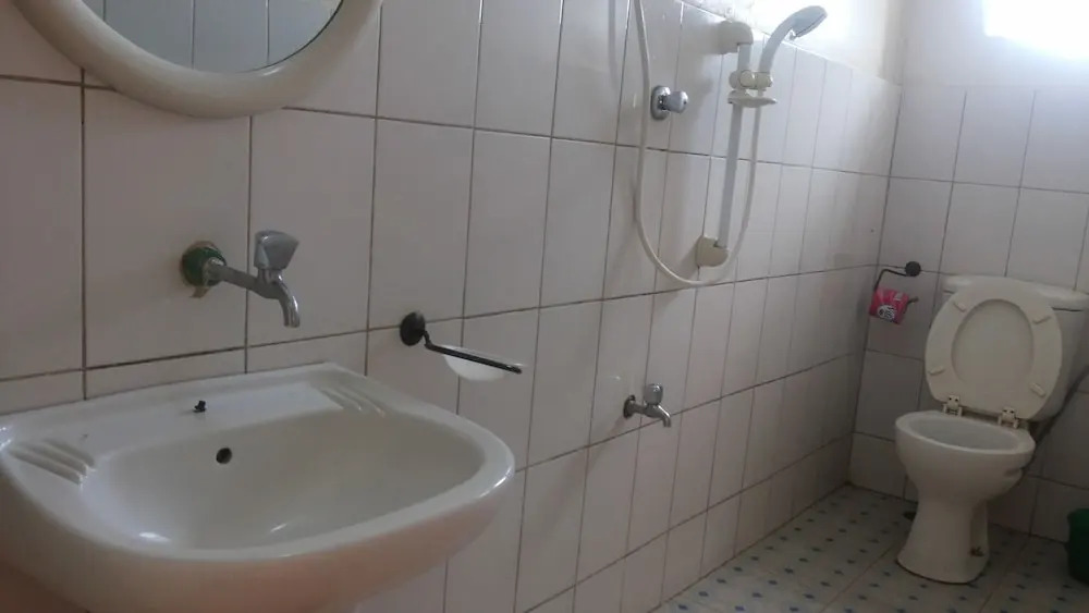 Gulu Crystal Hotel