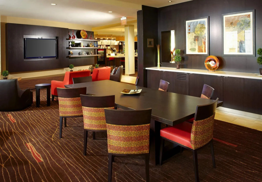 Courtyard by Marriott Pittsburgh Washington Meadow Lands