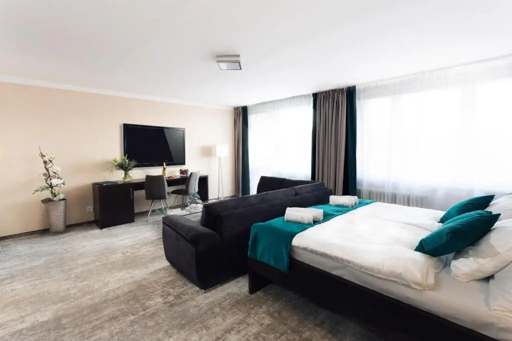 Hotel Crystal