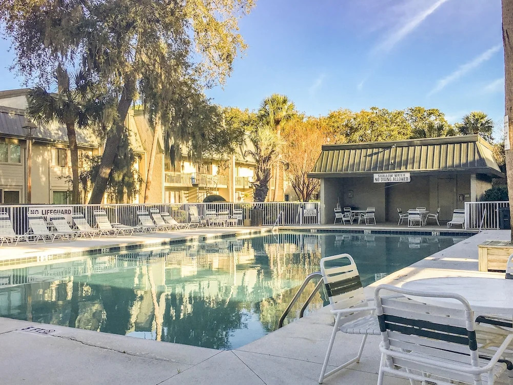 Surf Court 46