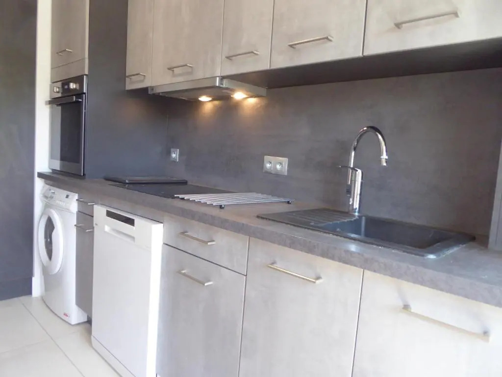 Holidays in cannes - appartement 2P - wifi - clim - parking