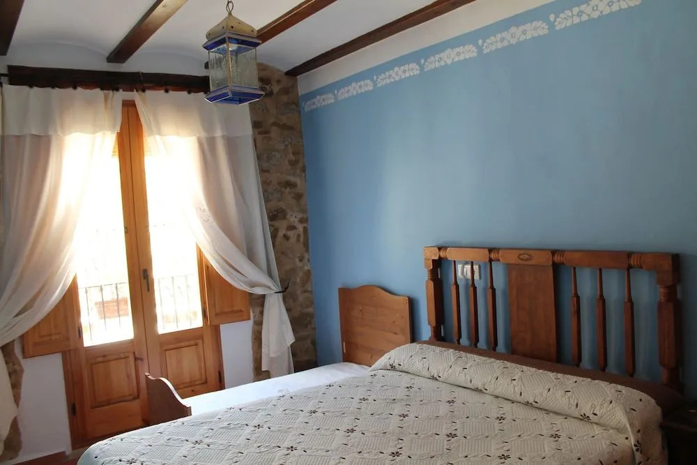 Casa Rural Ca Ferminet & Cabañas de montaña La Garriga