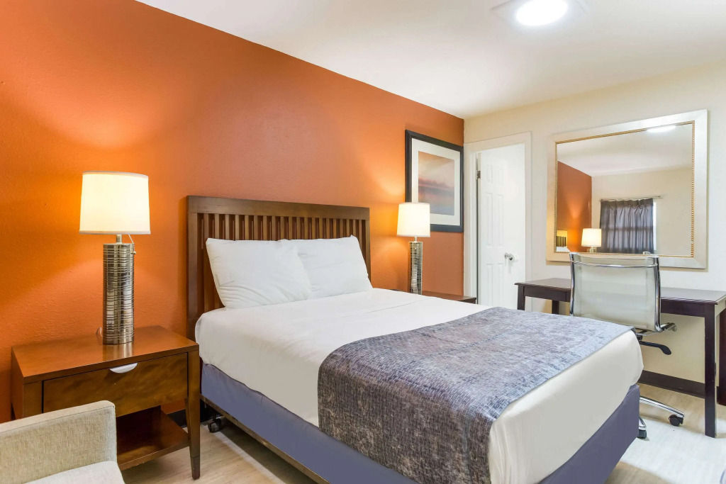 Rodeway Inn Berryville