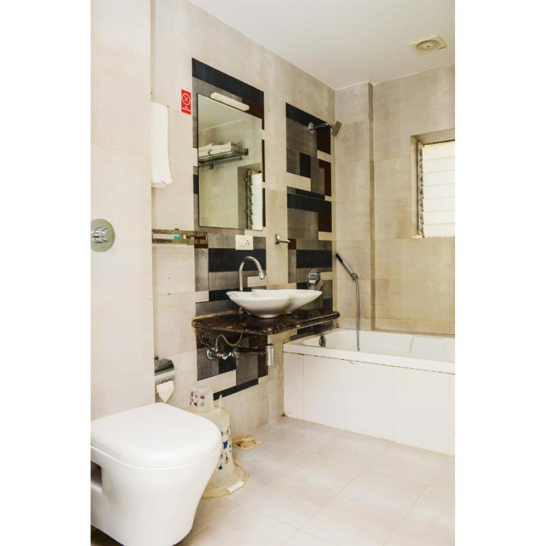 Hotel Elite Continental- Near Mumbai International Airport Andheri East