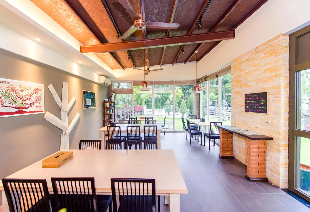 OwlStay Green Villa